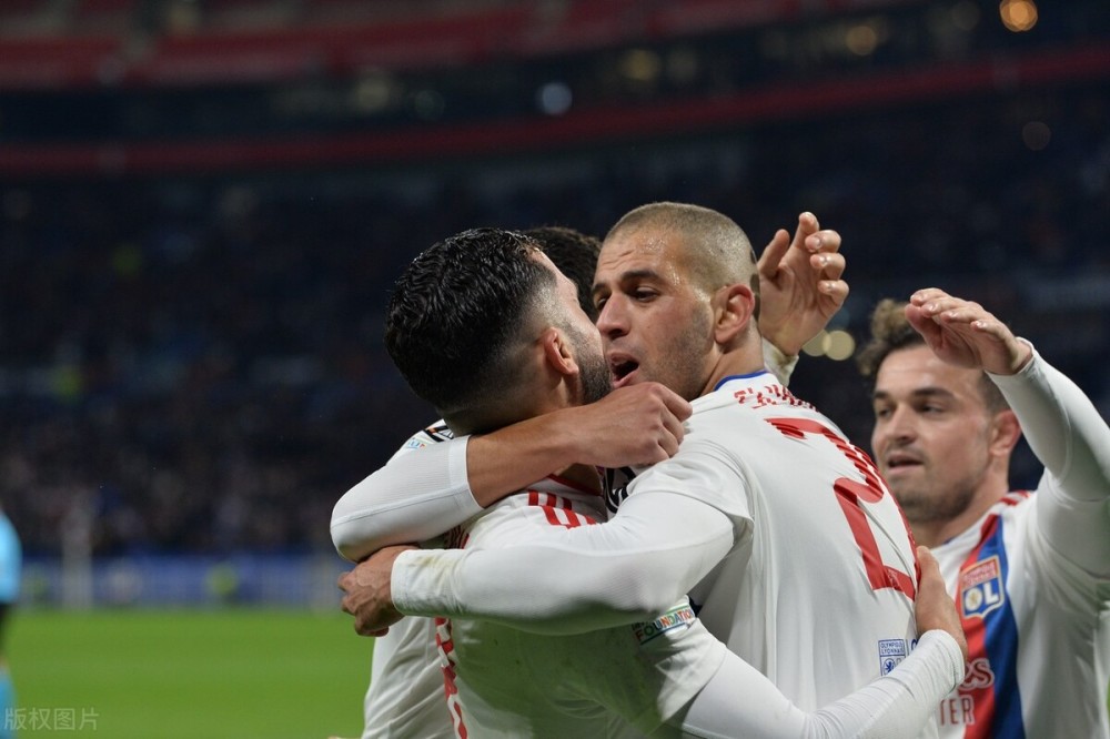 绍切克梅开二度西汉姆联力克埃弗顿 绍切克梅开二度西汉姆联力克埃弗顿